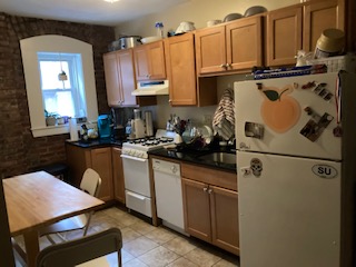 3 bed, 2 bath apartment for rent at 27 Fleet St Unit A, North End — photo 1 of 6