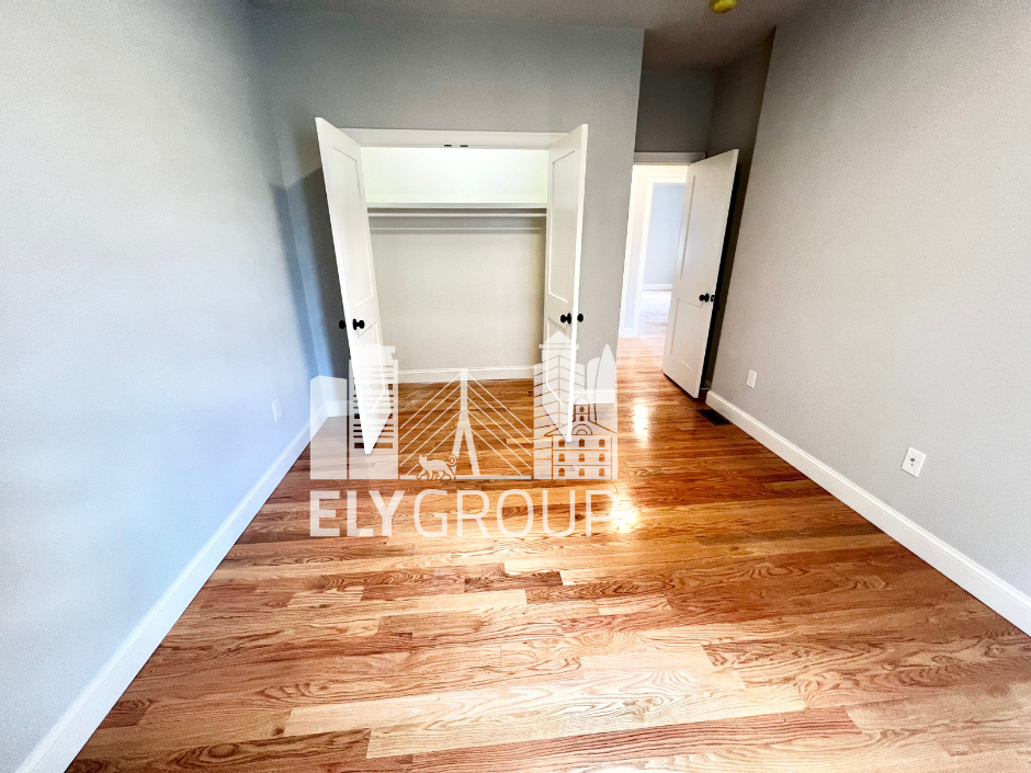 4 bed, 2 bath apartment for rent at 31 Lincoln St Unit 1, West Medford — photo 13 of 21