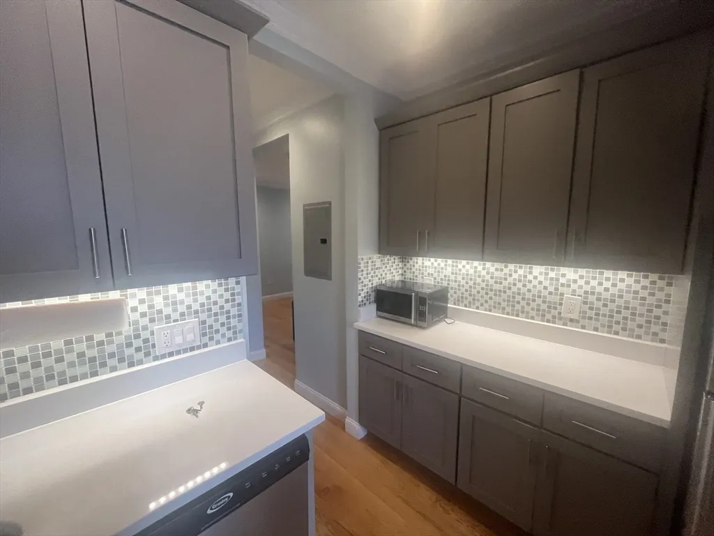 841 Dorchester Ave, Dorchester