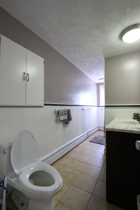 3 bed, 2 bath apartment for rent at 8 Winchester Ct Unit 1, Medford — photo 2 of 20