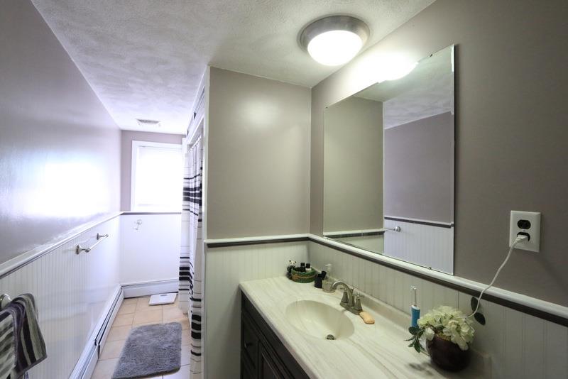 3 bed, 2 bath apartment for rent at 8 Winchester Ct Unit 1, Medford — photo 3 of 20