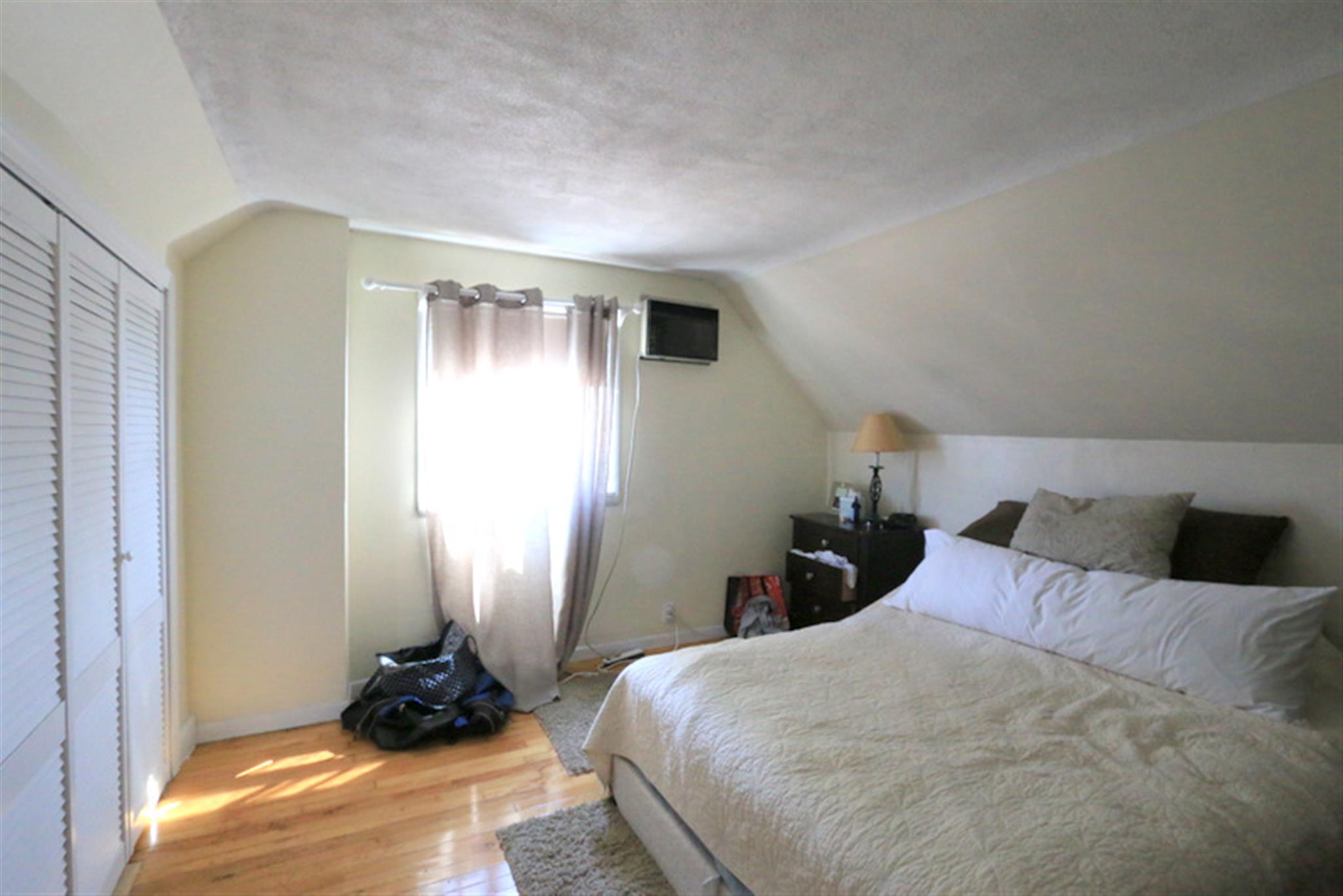 3 bed, 2 bath apartment for rent at 8 Winchester Ct Unit 2, Medford — photo 12 of 20