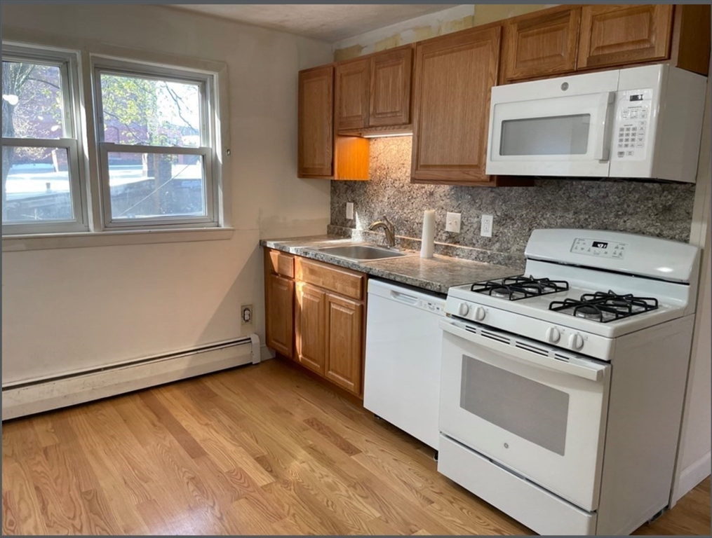 65 Fairmount Ave, Hyde Park