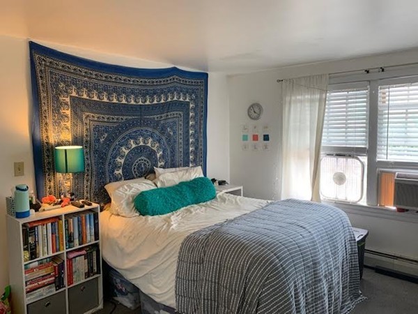 172B Charles St, East Cambridge