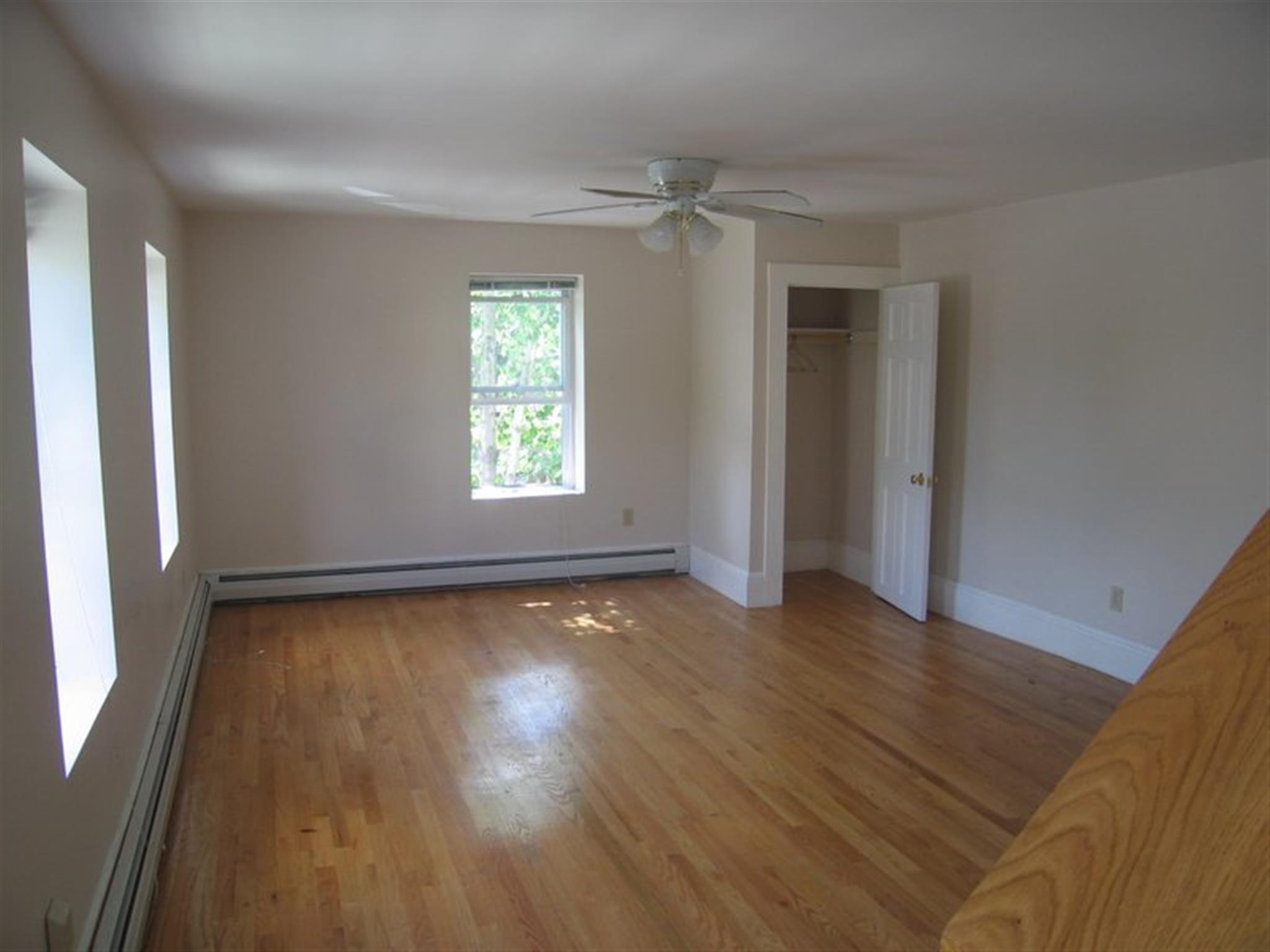 3.5 bed, 1 bath apartment for rent at 107 Brookline St Unit 2, Cambridgeport — photo 13 of 20