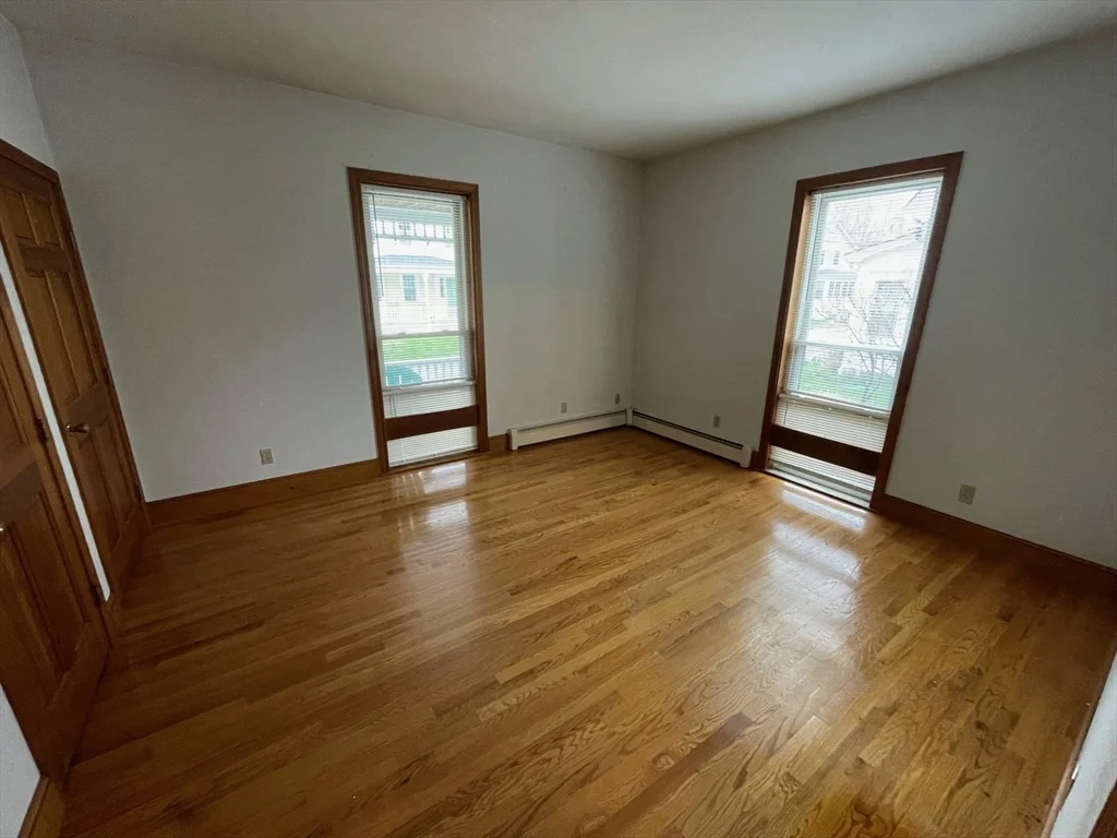21 Court St, Groton