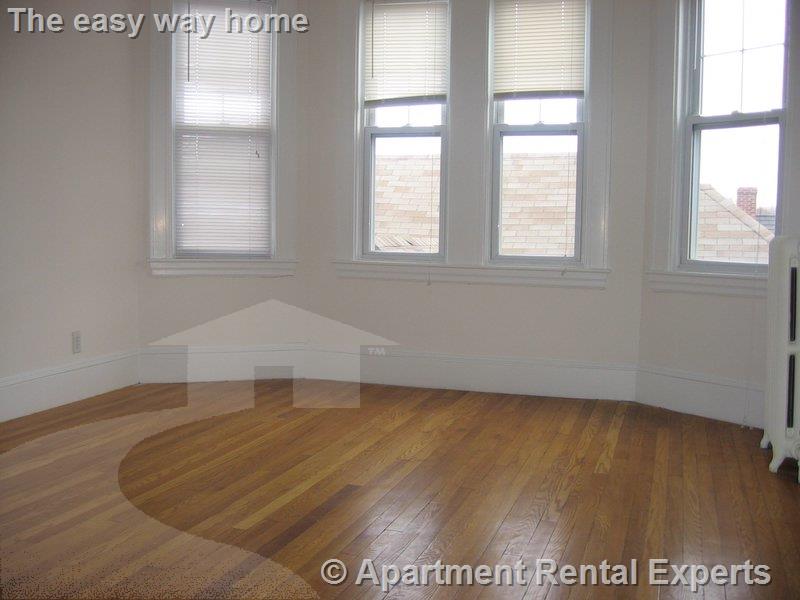 156-158 Summer St, Spring Hill