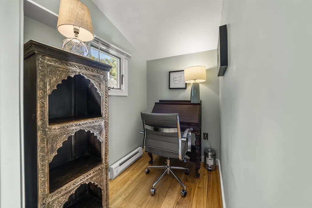 9 Gingerbread Hill, Marblehead