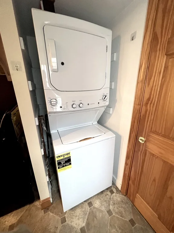 107 Springfield St, Quincy