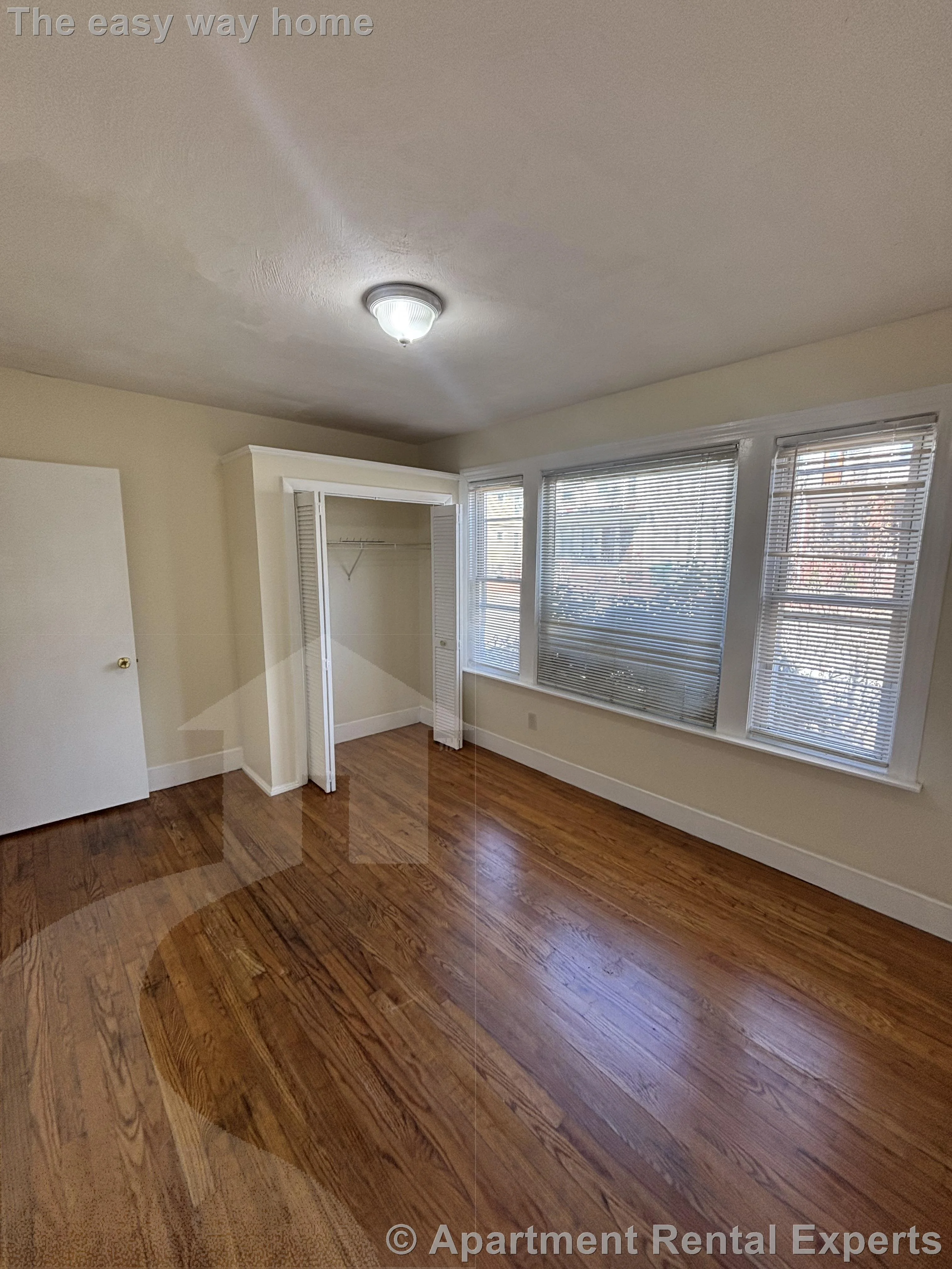 569 Main St, Tufts