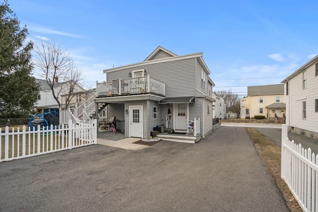 64 Waltham St, Watertown