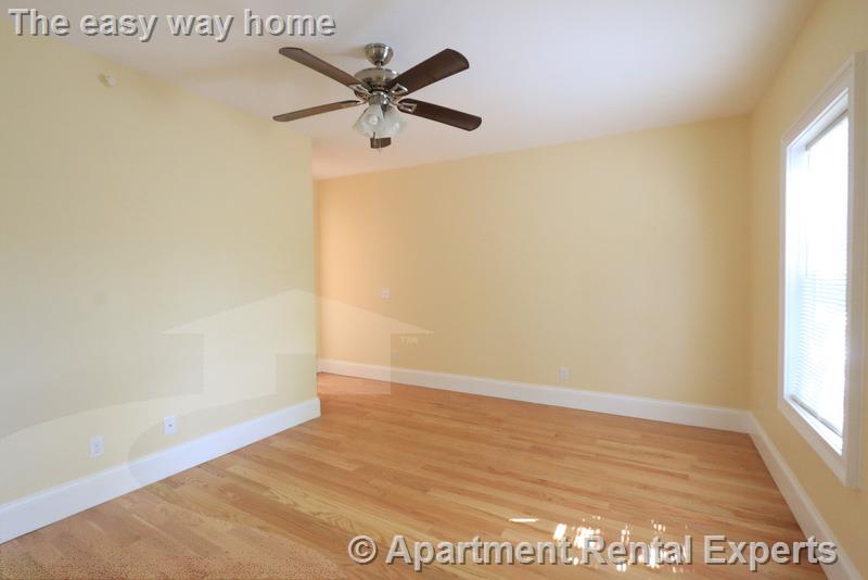 210 Summer St, Spring Hill