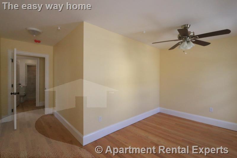 210 Summer St, Spring Hill