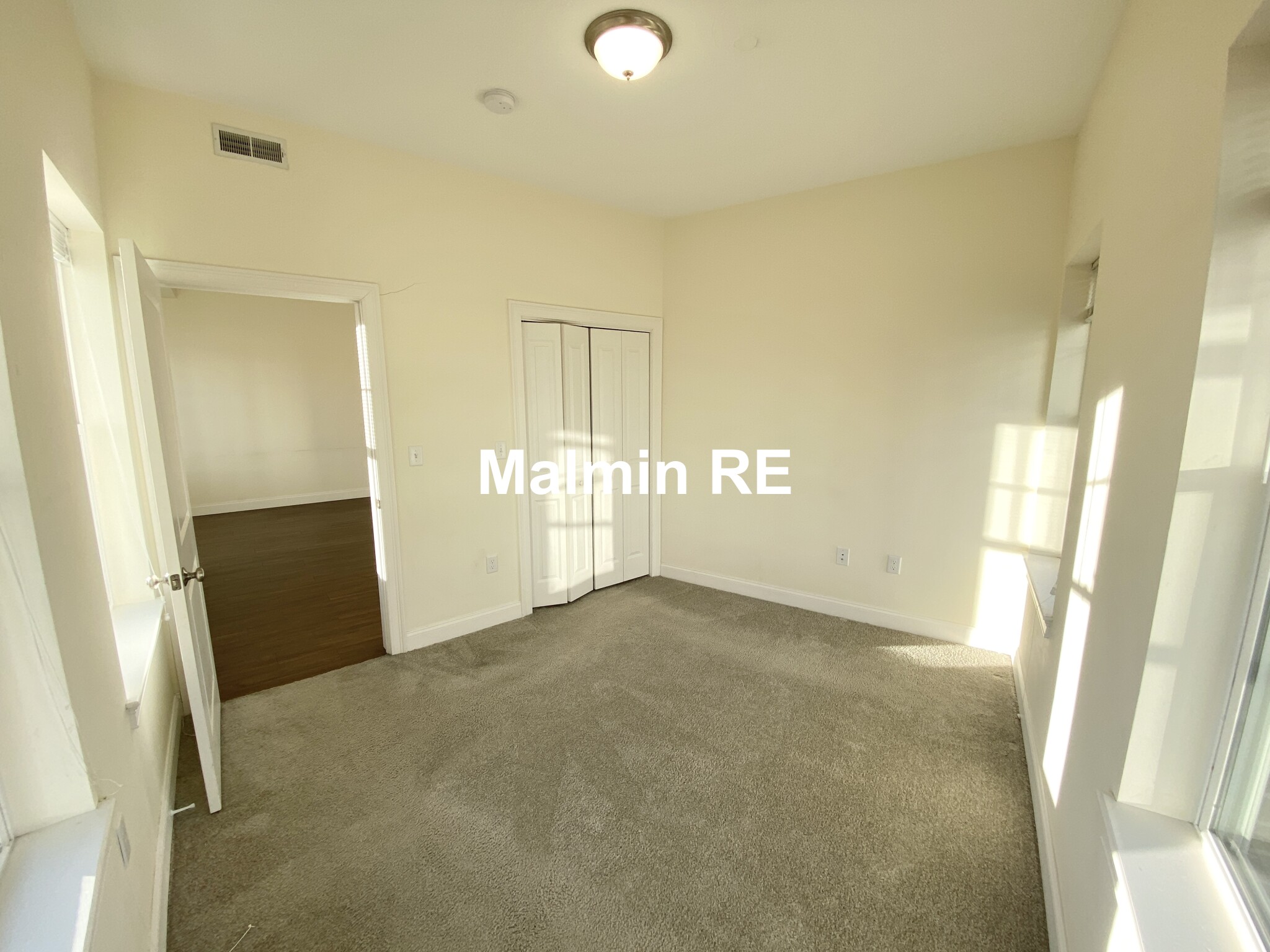 81 Amory St, Jamaica Plain