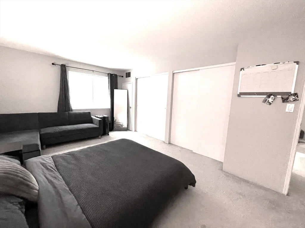 36 Silver Hill Ln, Natick