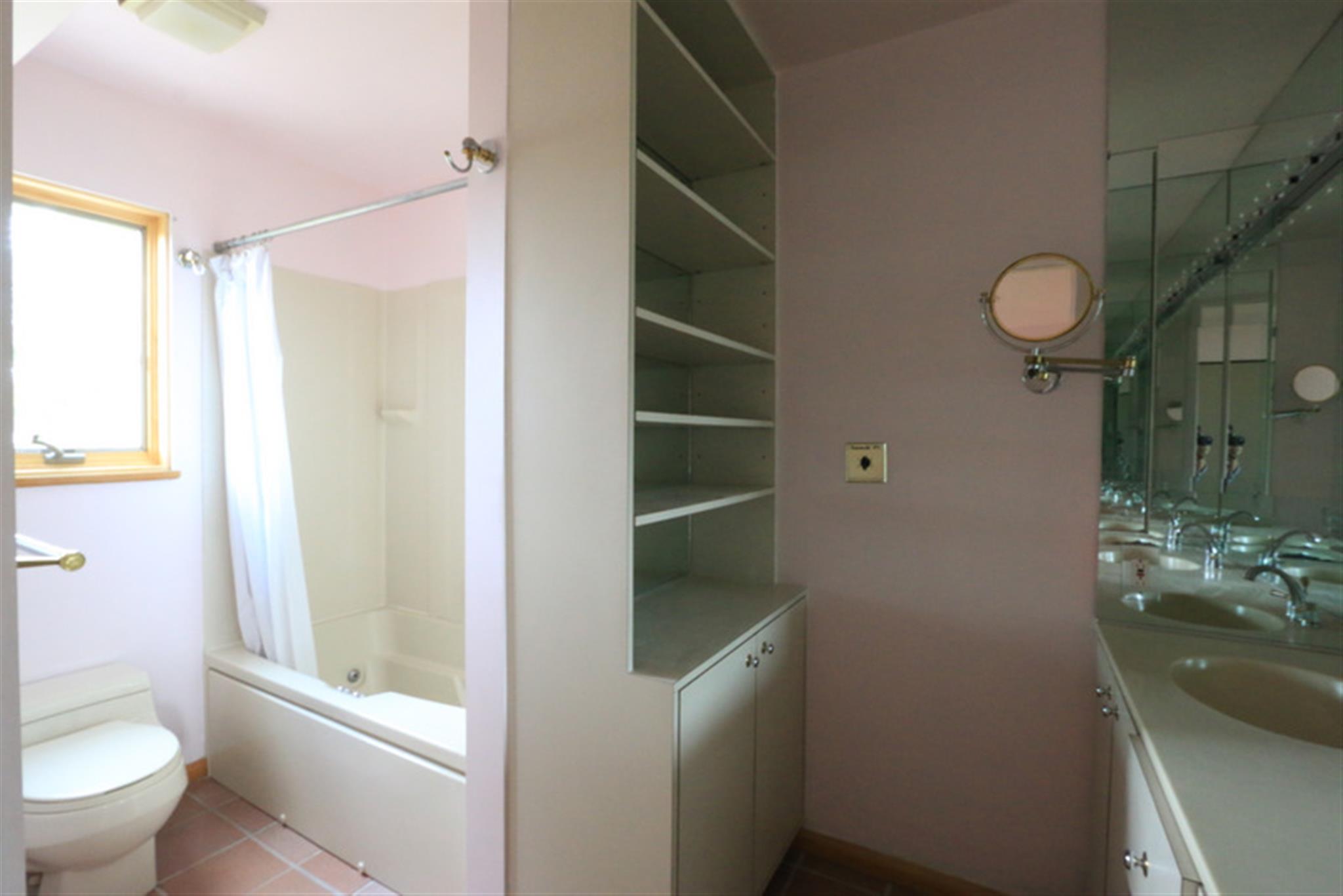 2 split bed, 2.5 bath apartment for rent at 2147 Massachusetts Ave Unit 2147, Porter Square — photo 15 of 30
