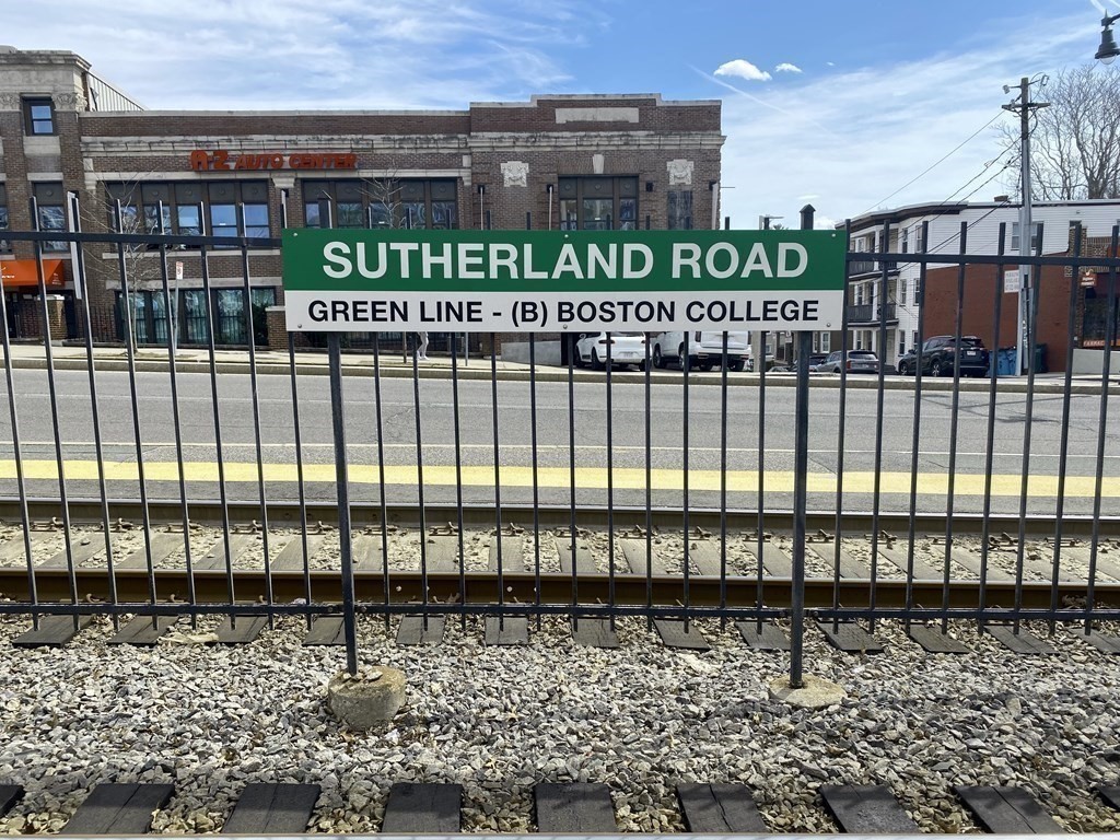 1736 Commonwealth Ave, Brighton