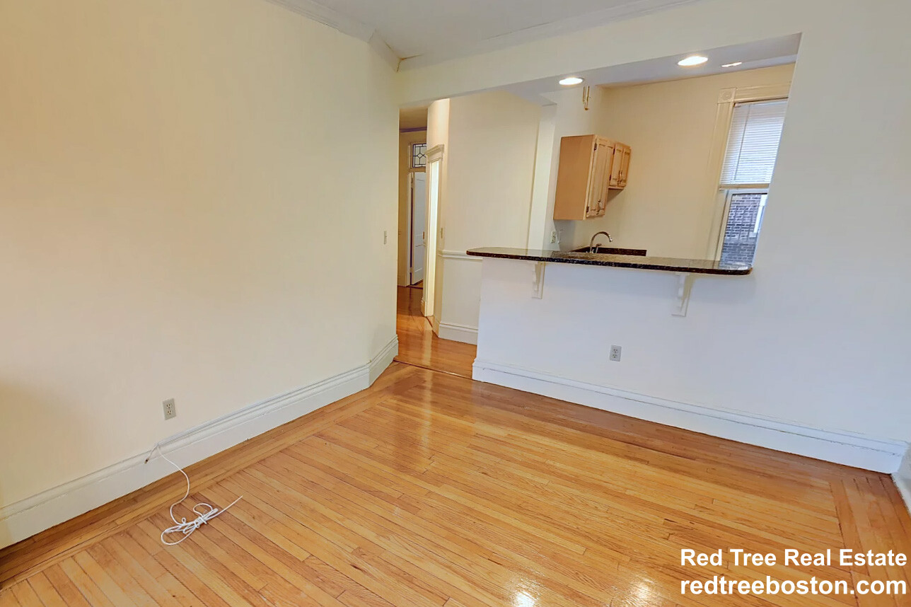 15 Queensberry St, Fenway