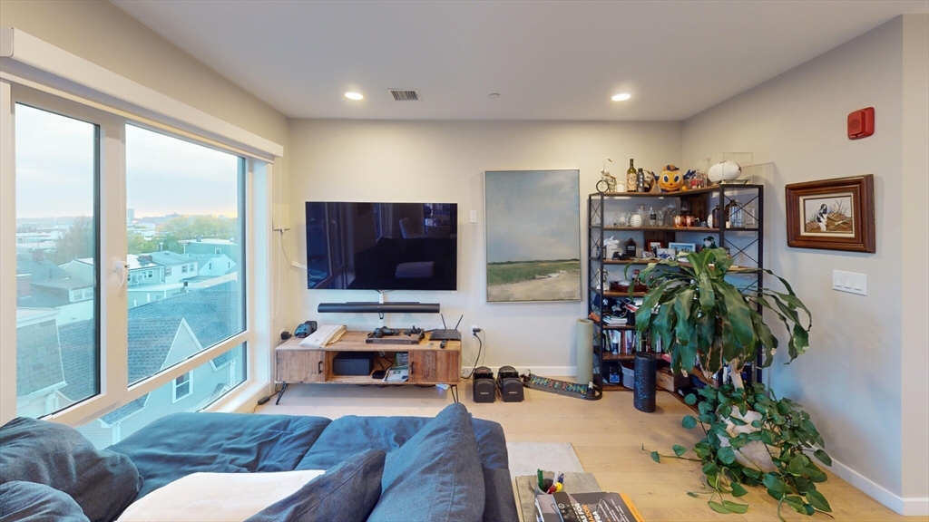 457 W Broadway, South Boston