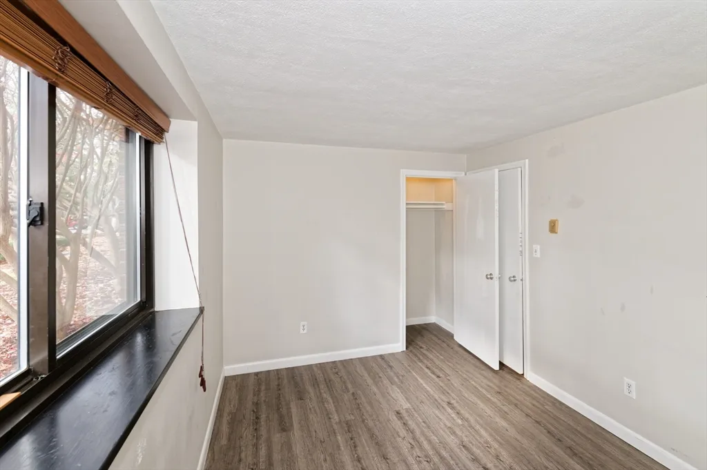 1325 Worcester Rd, Framingham