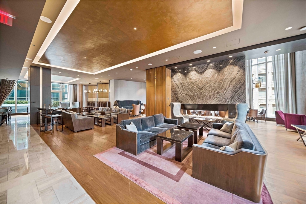 1 Franklin St, Midtown