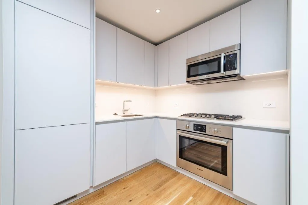123 Highland Ave, Winter Hill