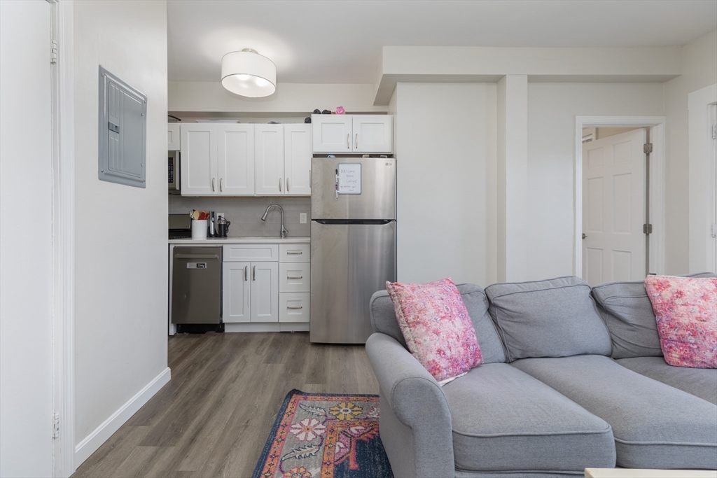 100 H St, South Boston