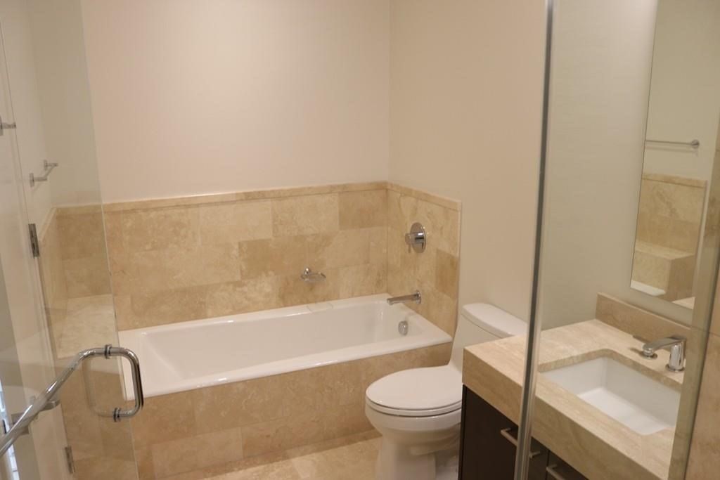 1 Franklin St, Downtown