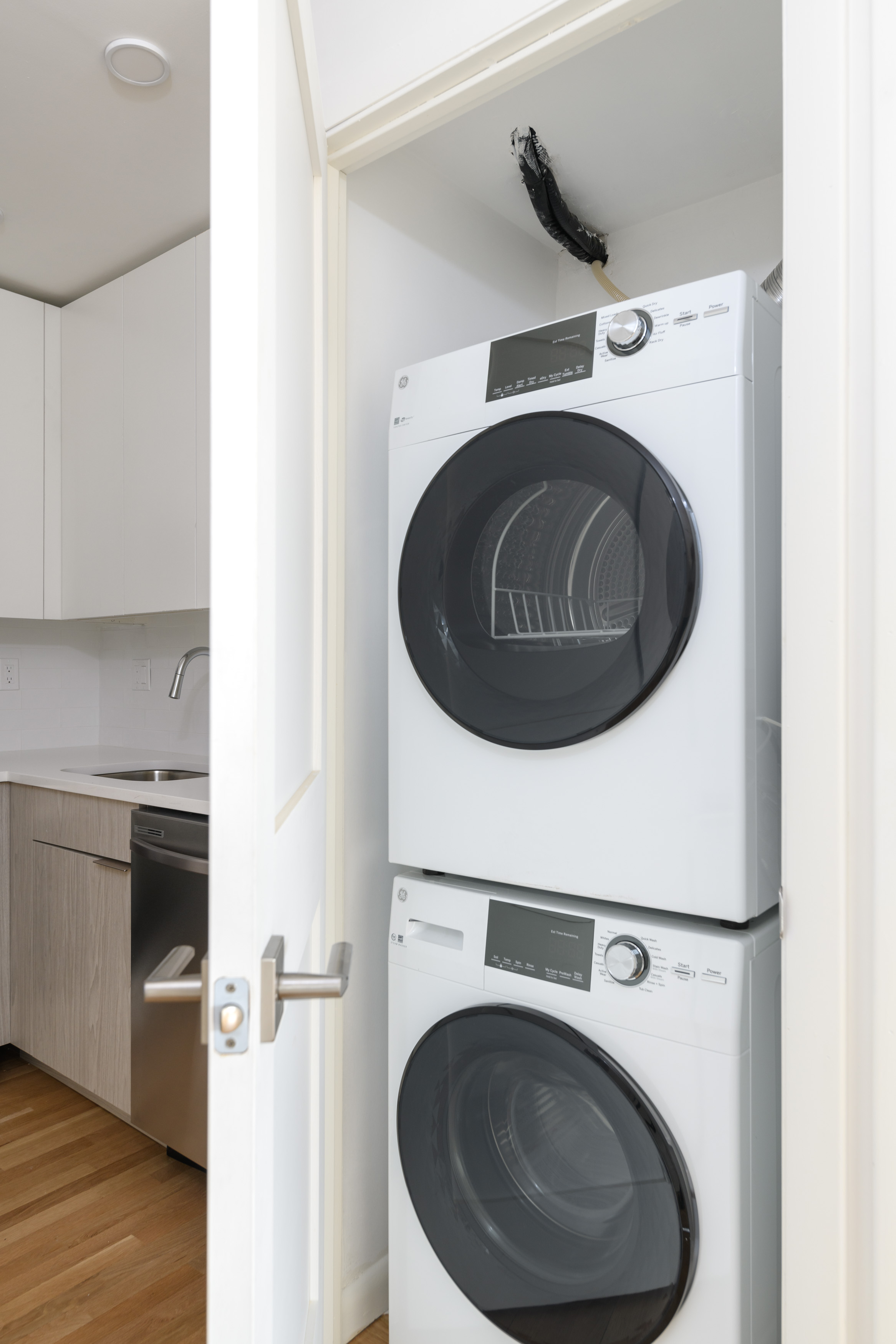2 bed, 1 bath apartment for rent at 44 Parker Hill Ave Unit 10, Mission Hill — photo 8 of 14