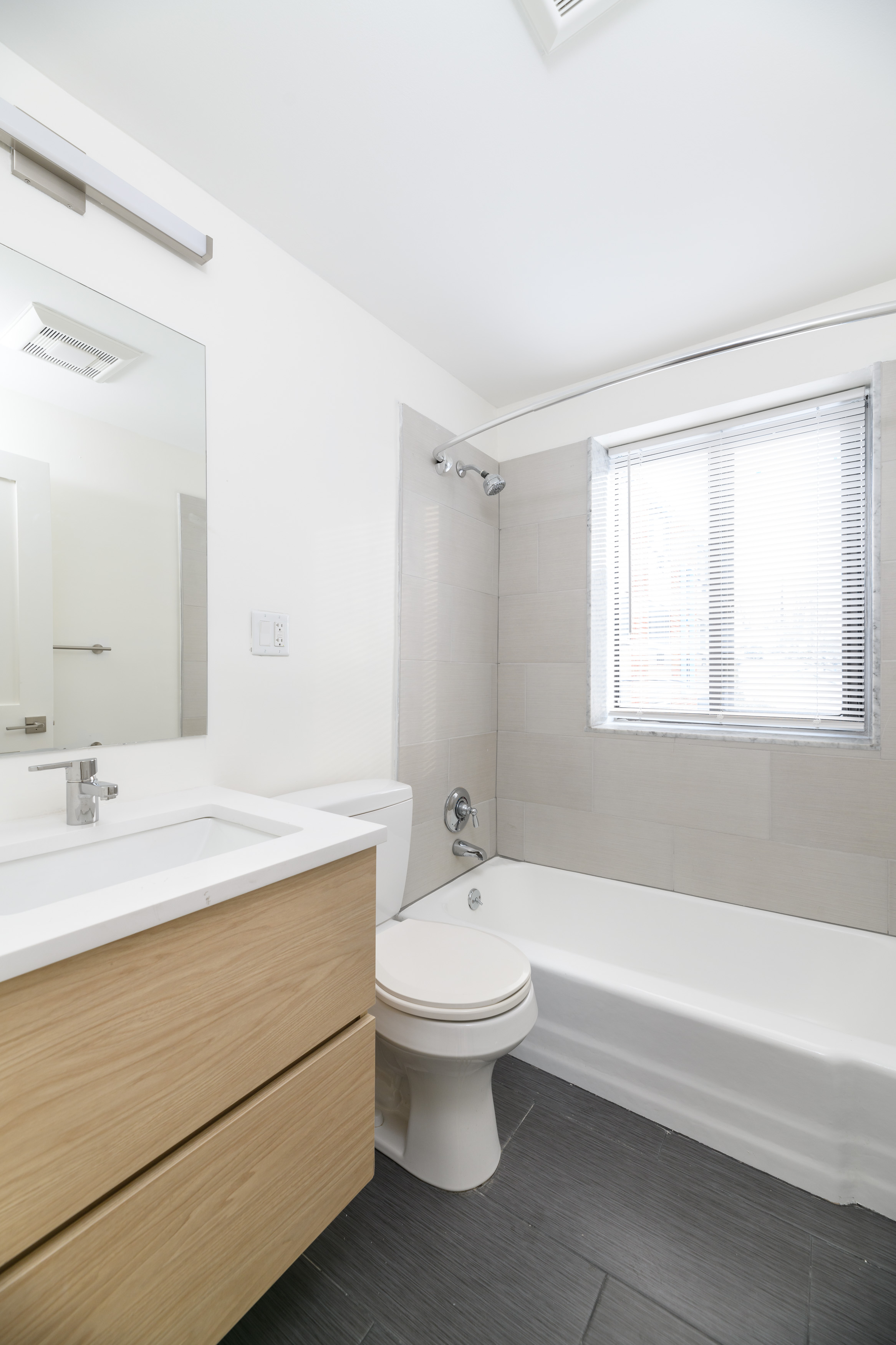 2 bed, 1 bath apartment for rent at 44 Parker Hill Ave Unit 10, Mission Hill — photo 10 of 14