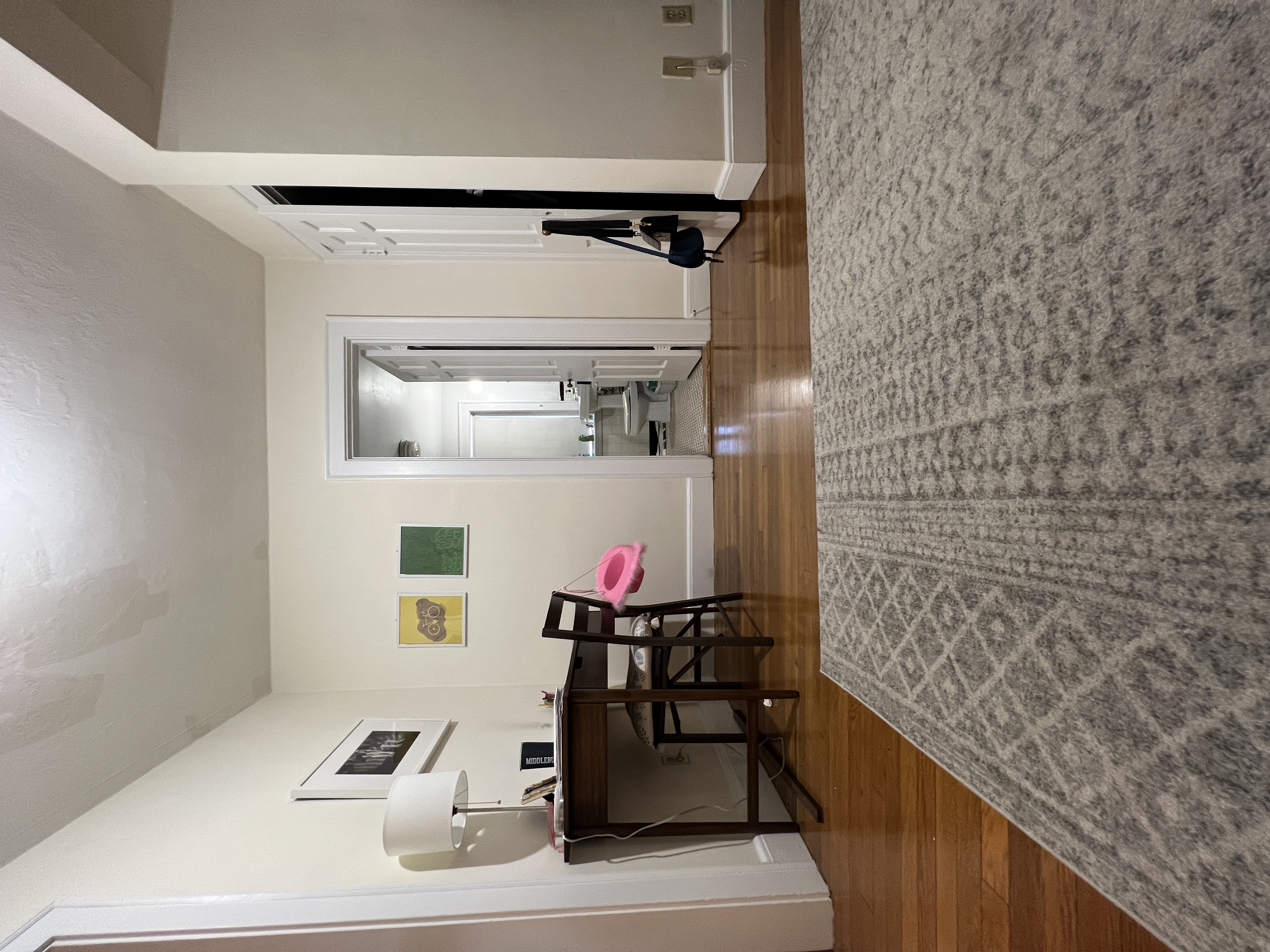 Studio bed, 1 bath apartment for rent at 39 Lee St Unit 1, Mid Cambridge — photo 2 of 5