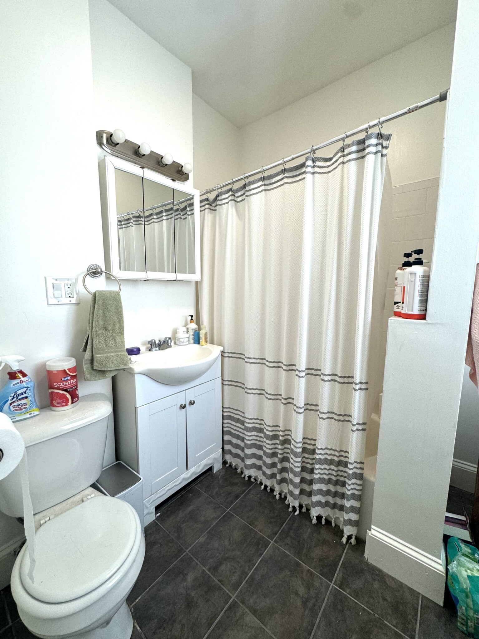 1082 Commonwealth Ave, Brighton