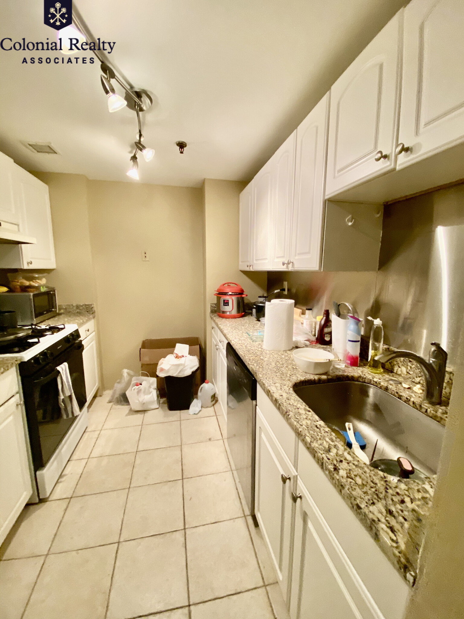 9 North Beacon St, Allston