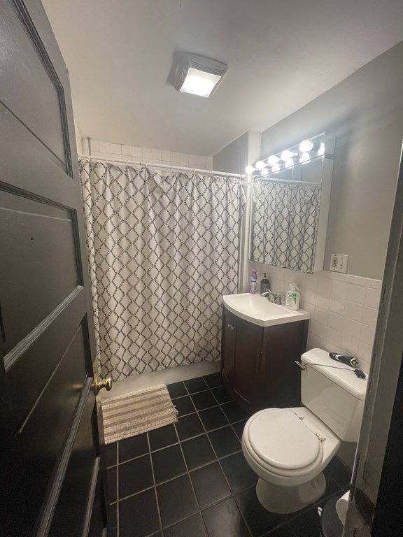 3 bed, 1.5 bath apartment for rent at 1326 Columbia Rd Unit 2, South Boston — photo 6 of 10