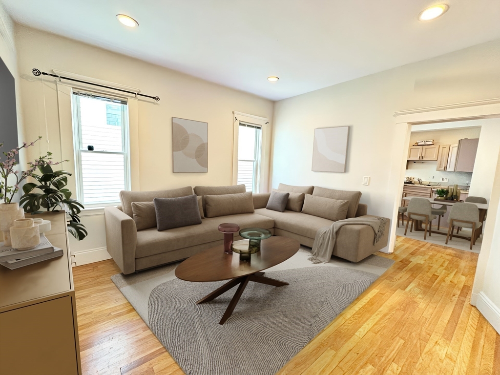 19 Thornton St, Revere