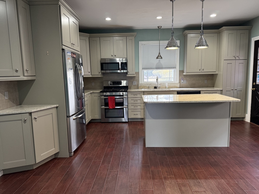 177 Bellingham Ave, Revere