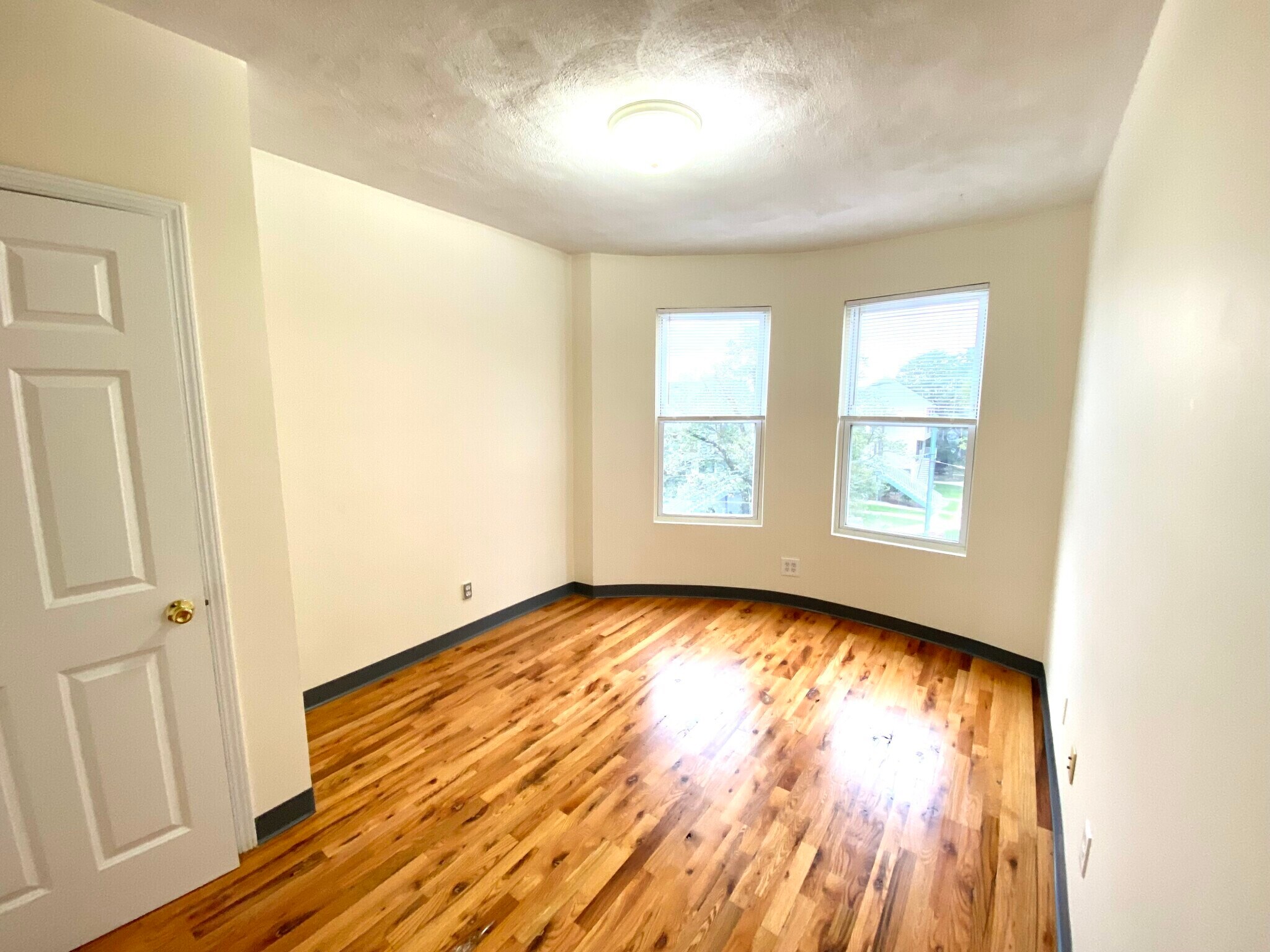 838 Huntington Ave, Mission Hill