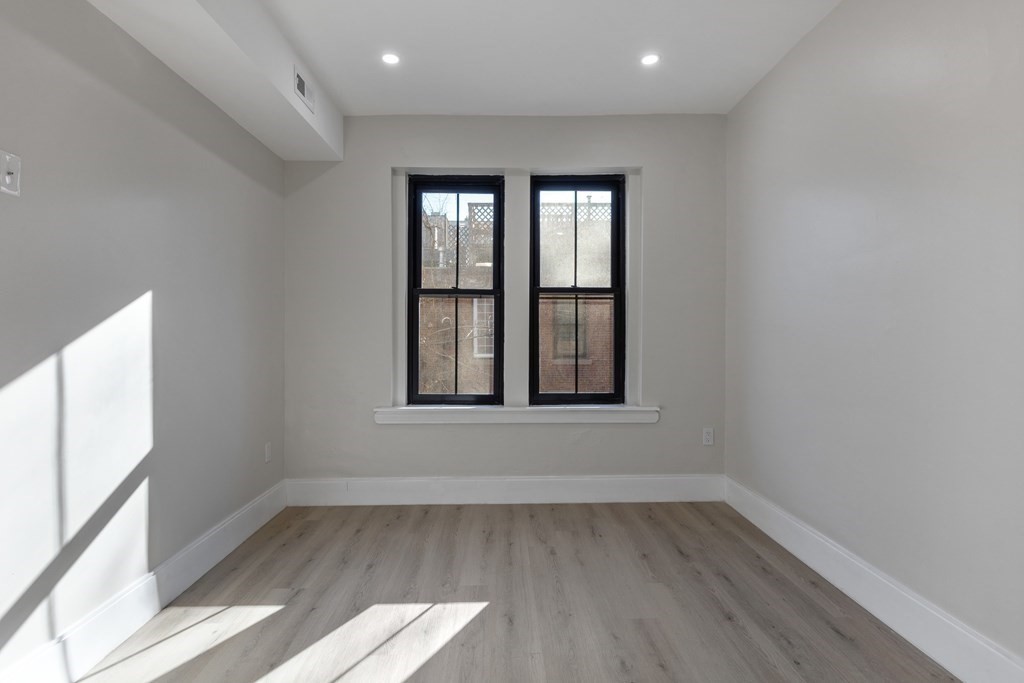 278A Shawmut Ave, South End