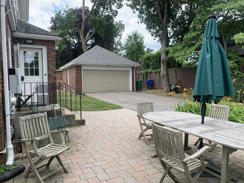 269 Waltham St, Newton