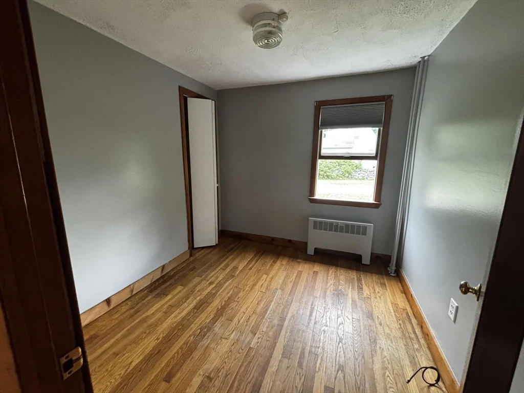 903 Prospect, Somerset