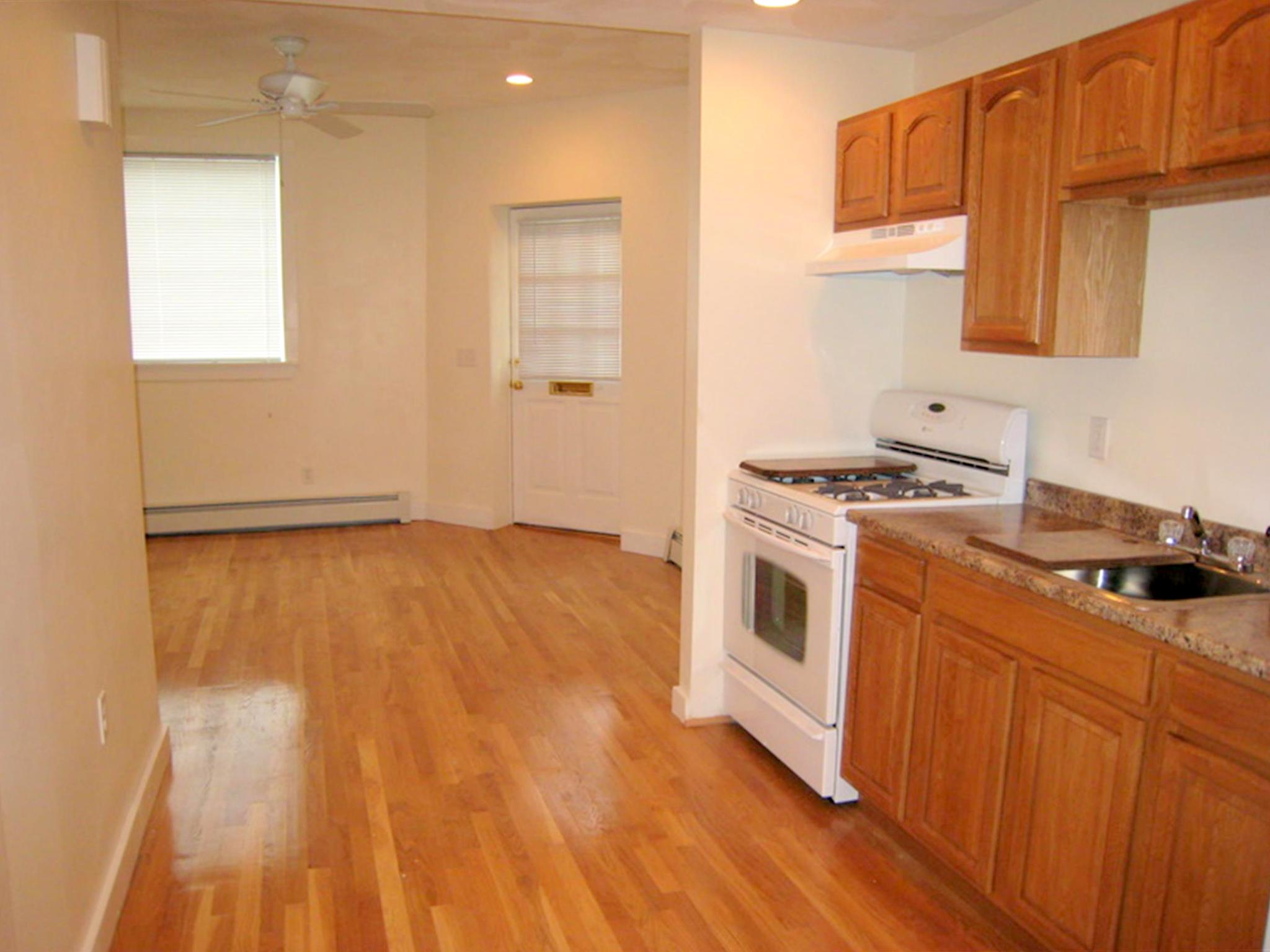 1 bed, 1 bath apartment for rent at 300 Highland Ave Unit 300, Porter Square