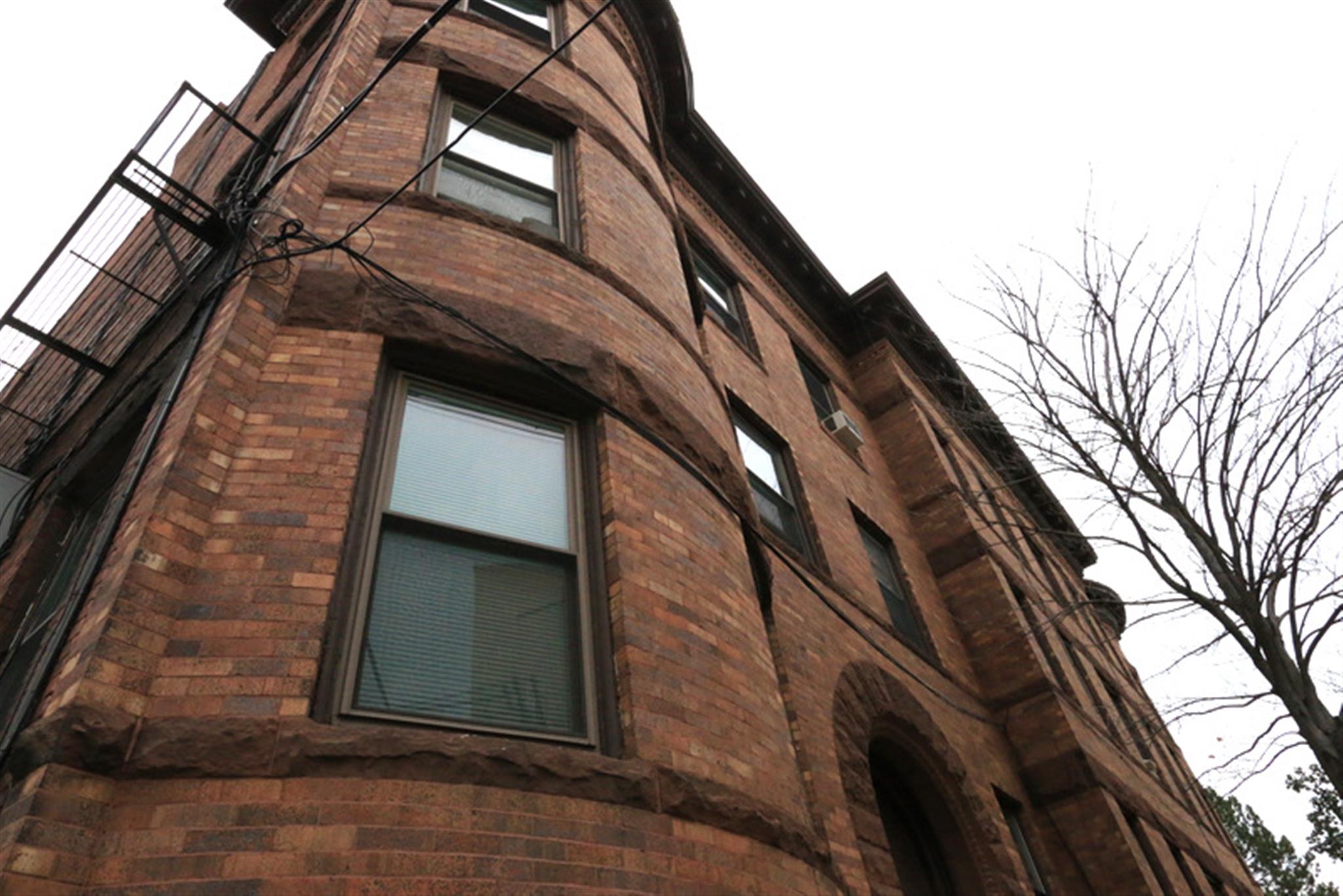 2 bed, 1 bath apartment for rent at 64 Vinal Ave Unit 2A, Union Square — photo 18 of 22