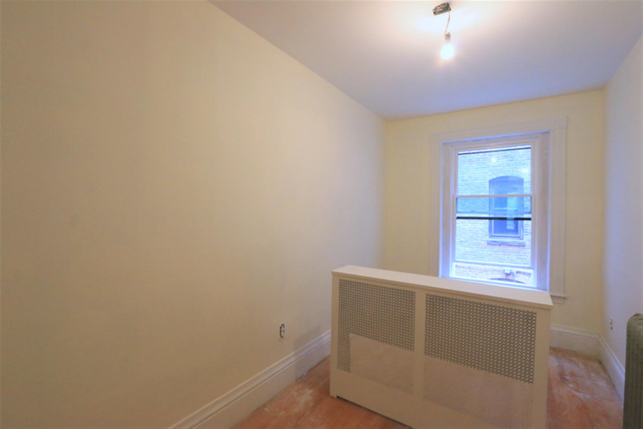 2 bed, 1 bath apartment for rent at 64 Vinal Ave Unit 2A, Union Square — photo 8 of 22