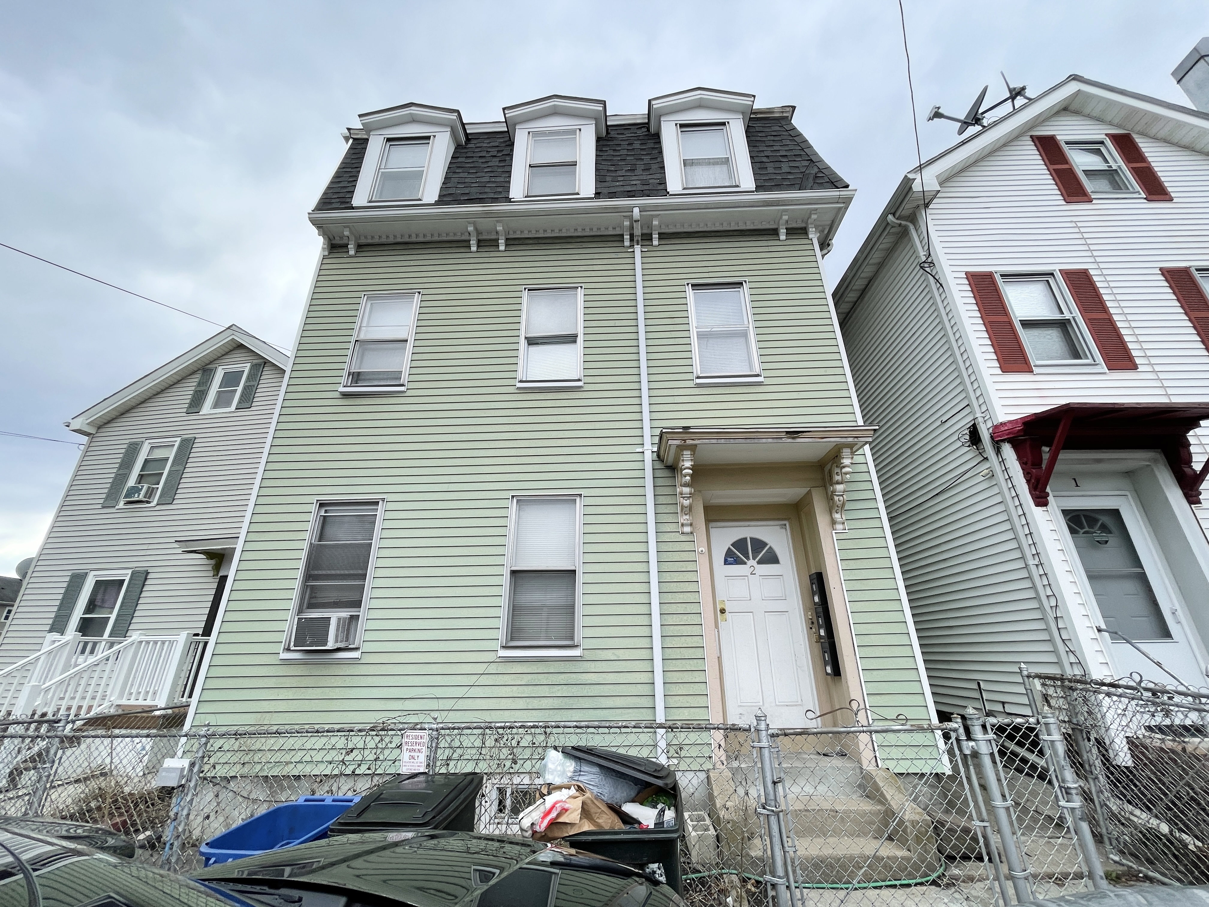3 bed, 1 bath apartment for rent at 2 Wyman Pl Unit 11, Jamaica Plain