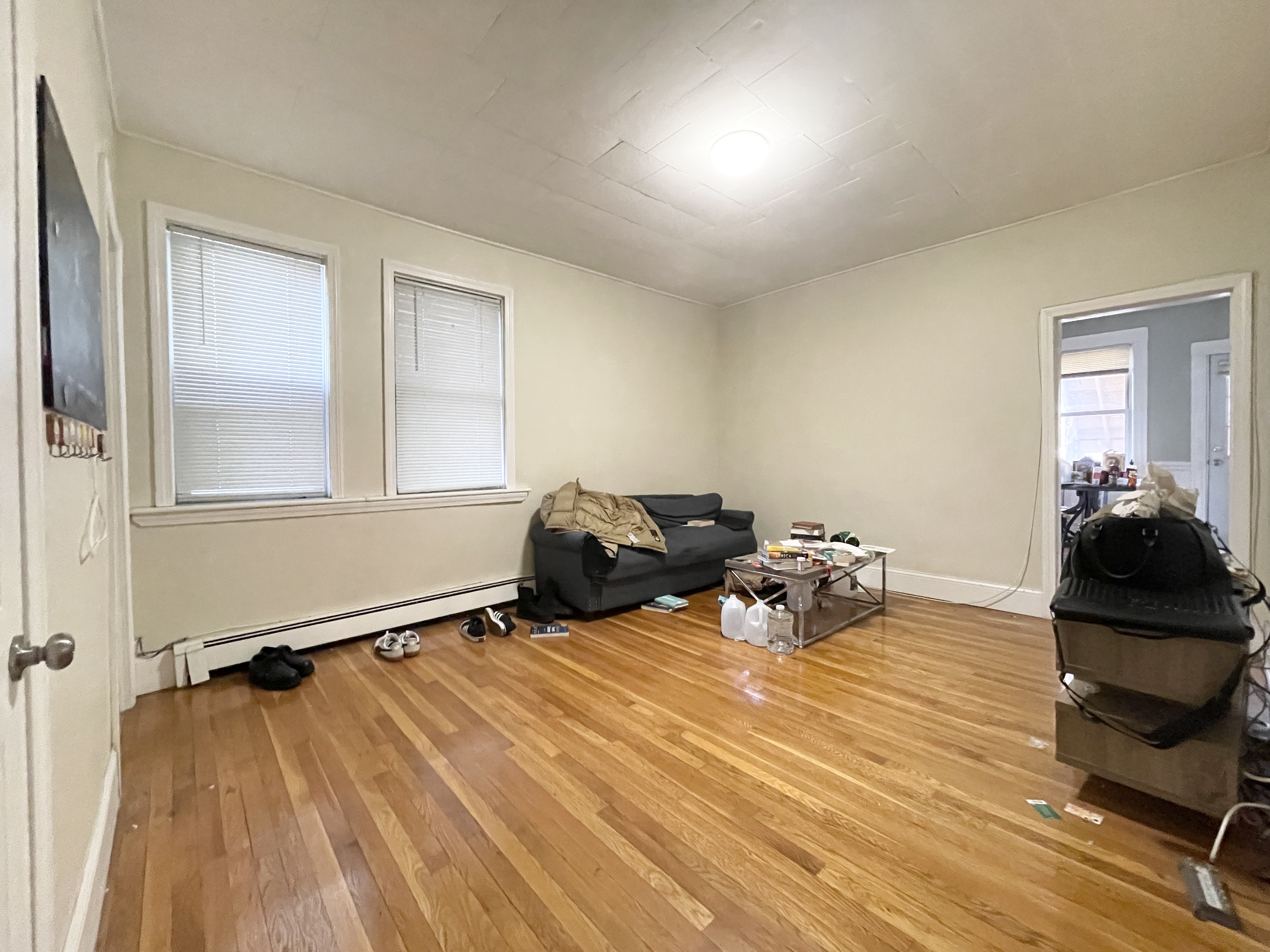 3 bed, 1 bath apartment for rent at 2 Wyman Pl Unit 11, Jamaica Plain — photo 13 of 21
