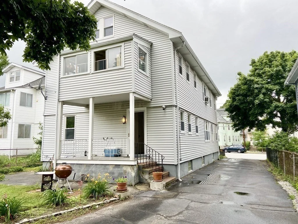 104 Belmont St, Watertown