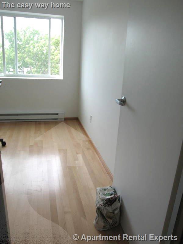 70 Park St, Ward Two