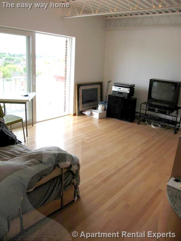 70 Park St, Ward Two