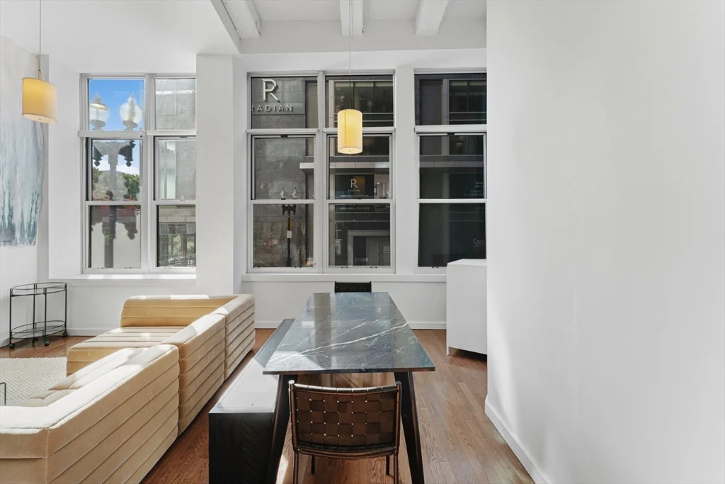 88 Kingston St, Midtown