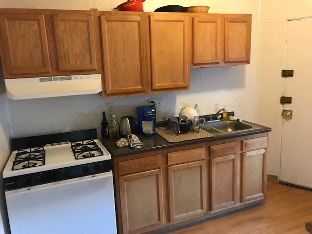 3 bed, 1 bath apartment for rent at 134 Englewood Ave Unit 3,, Brighton